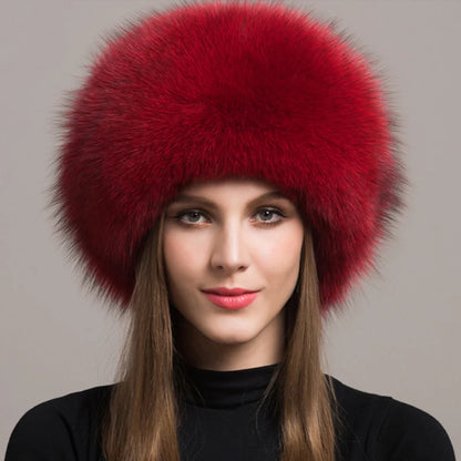 Chapeau en renard, chaud et luxueux pour l'hiver.