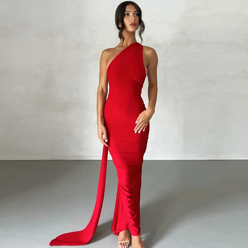 robe longue sexy avec fronces ajustables pour une coupe parfaite