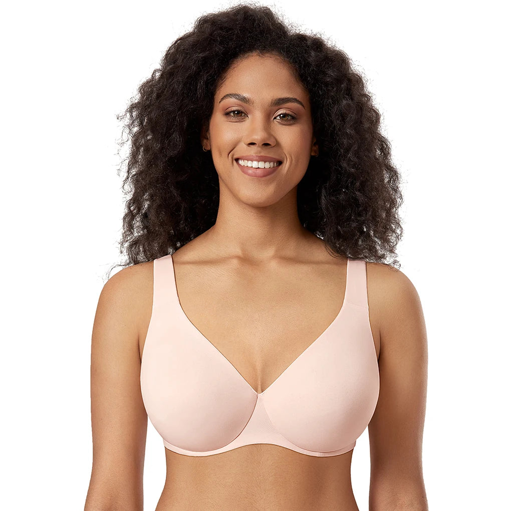 Soutien-gorge avec effet minimiseur pour réduction visuelle.